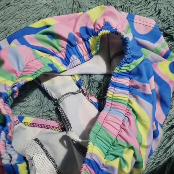 Women's Pastel Abstract Athletic Shorts - Picture 5 of 5